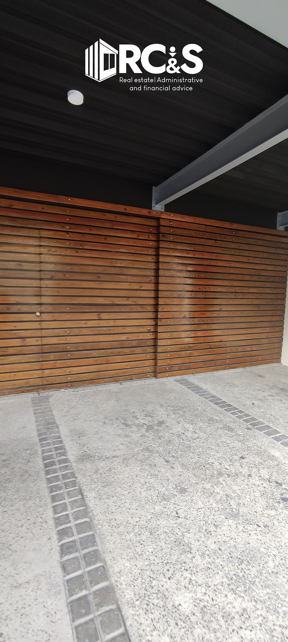 Miniatura: Alquiler, edificio moderno Colonia Escalón