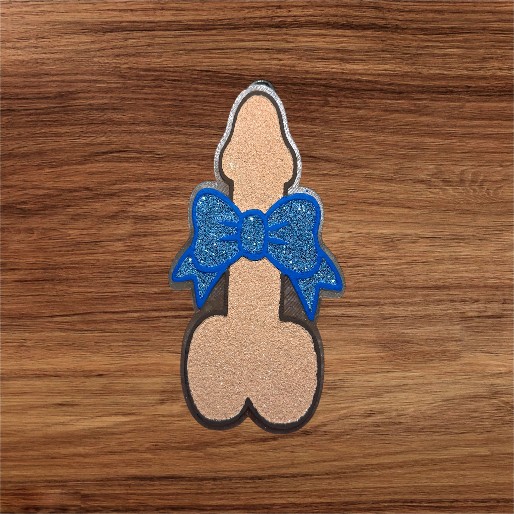 Penis w/bow (with glitter)