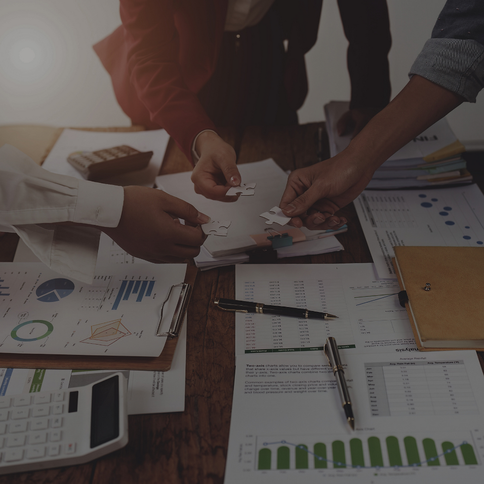 É a transformação digital sendo colocada em prática, implantando sistemas para aprimorar processos e procedimentos do negócio.