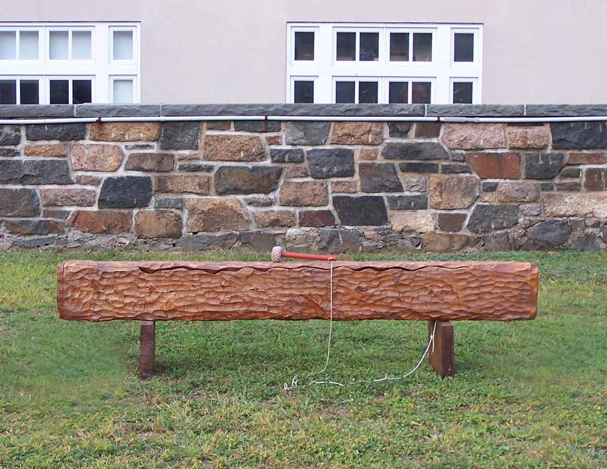 Slit Gong