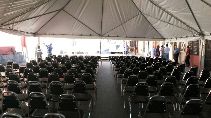 renta sillas en monterrey.JPG