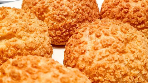 Petits choux avec craquelin