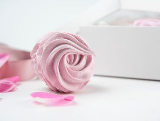 Petites meringues roses