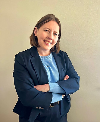 Headshot of CEO Anna Leonard