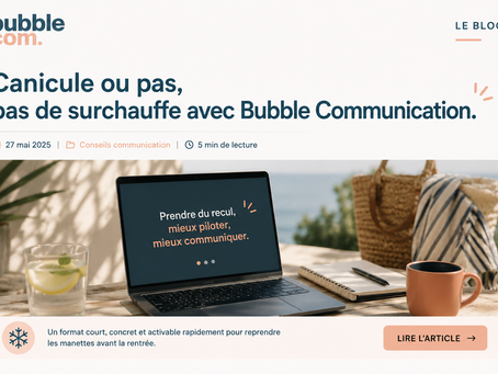 un ordinateur sur une terrasse ensoleillé