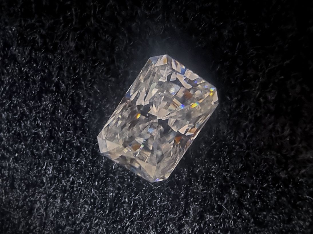 Radiant-cut Moissanite