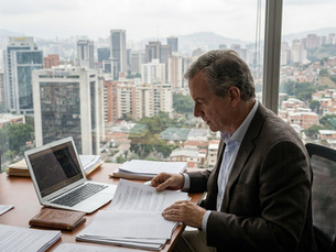 Inversionista extranjero constituyendo una empresa en Venezuela