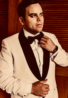 Linkedin Picture_edited_edited.jpg