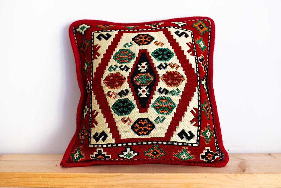 ANN piros párnahuzat