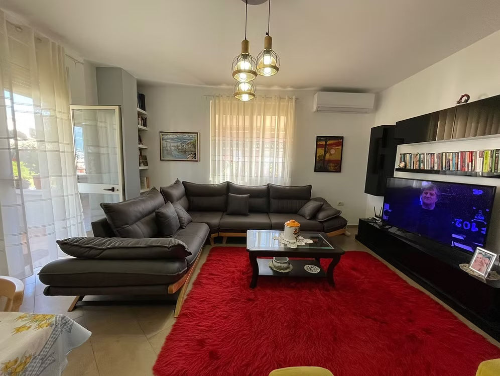 Apartament 2+1 per shitje tek Kodra e Diellit.