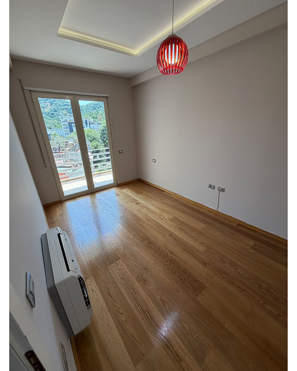 Thumbnail: Apartament 2+1 per shitje tek Mir Zoti tek Liqeni i Thate.