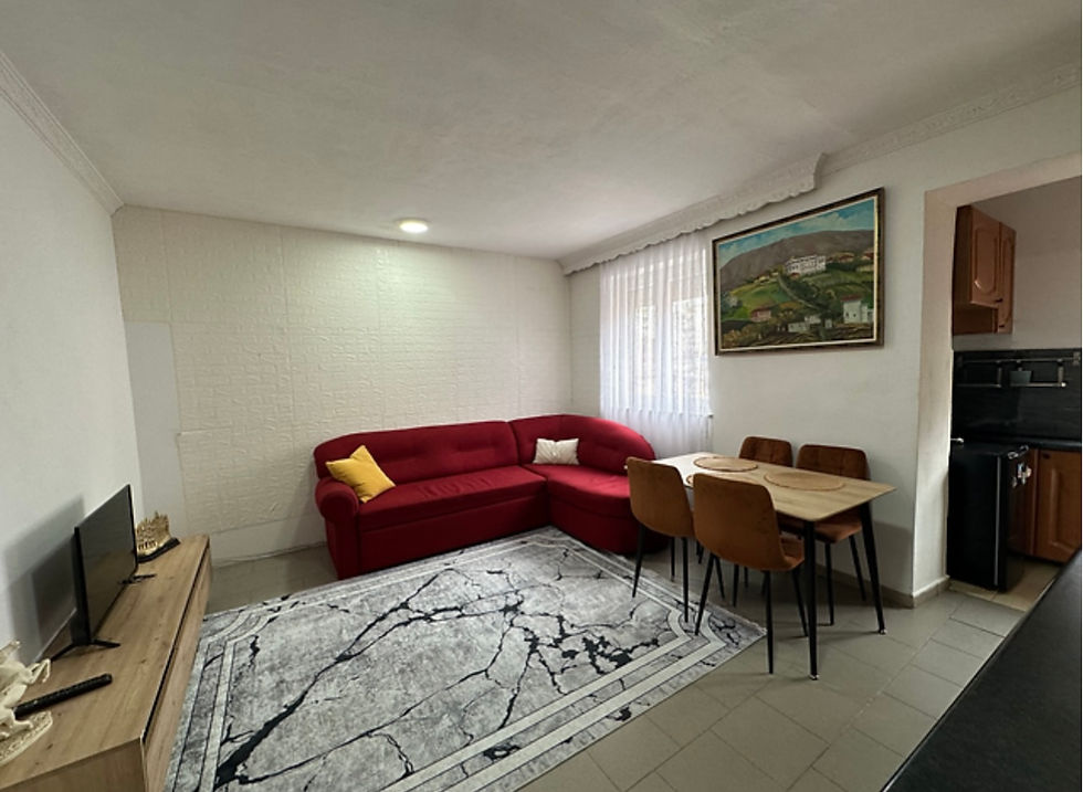 Apartament 1+1 per qira tek Shkolla e Kuqe.