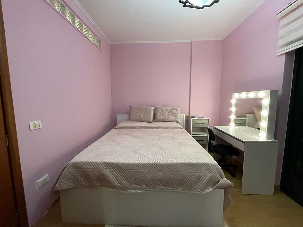 Thumbnail: Apartament 2+1 per qira tek Galeria ne Rrugen e Barrikadave.