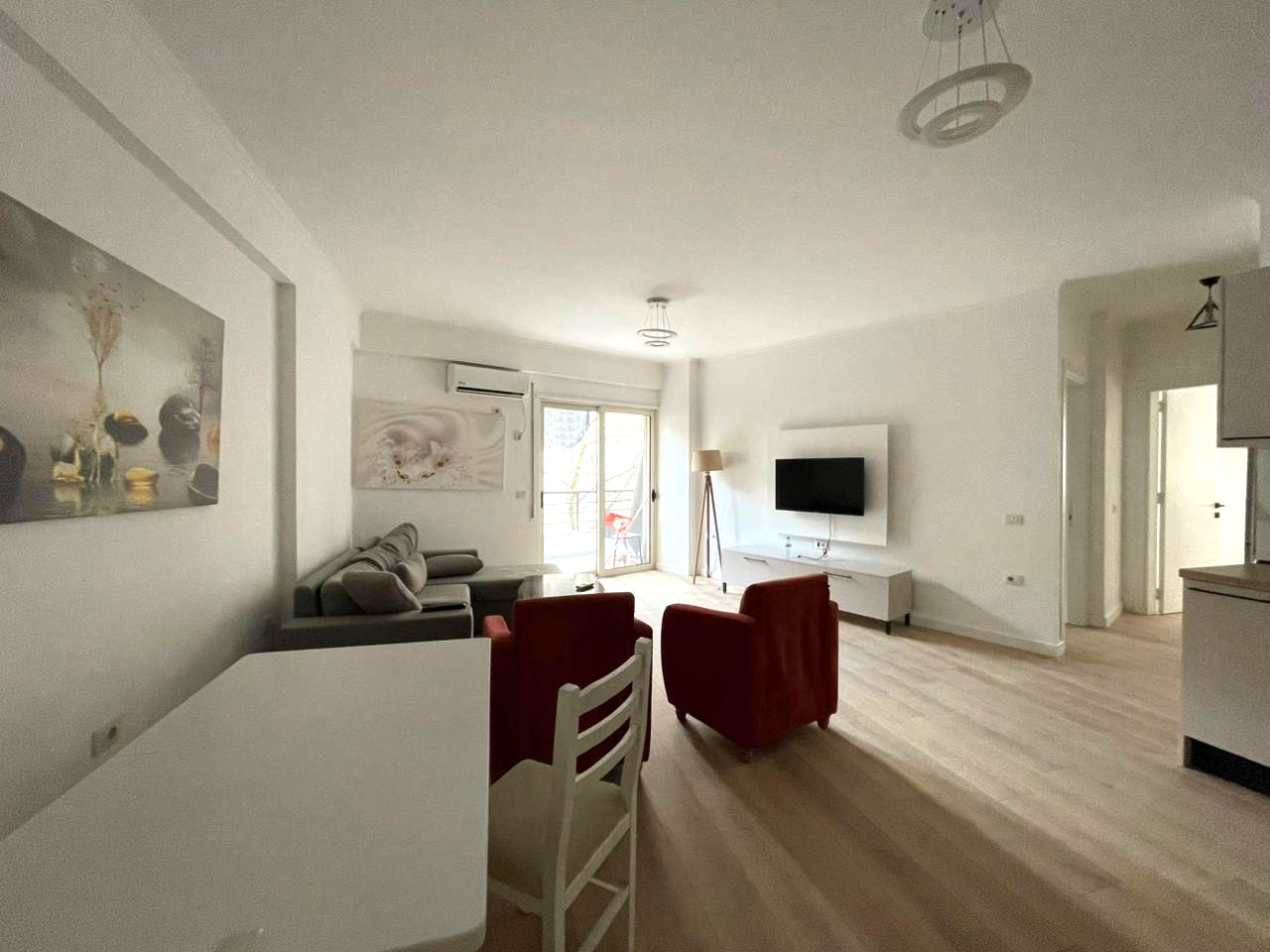 Apartament 2+1 per shitje ne Don Bosko.