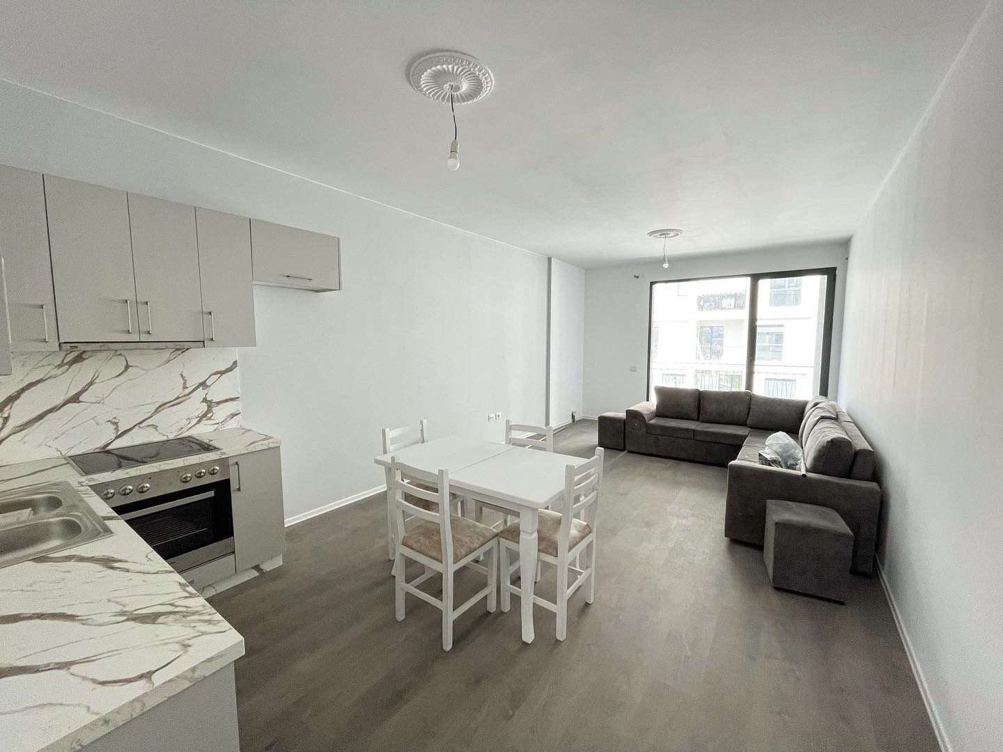Apartament 2+1 per qira tek ASL tek Oxhaku.
