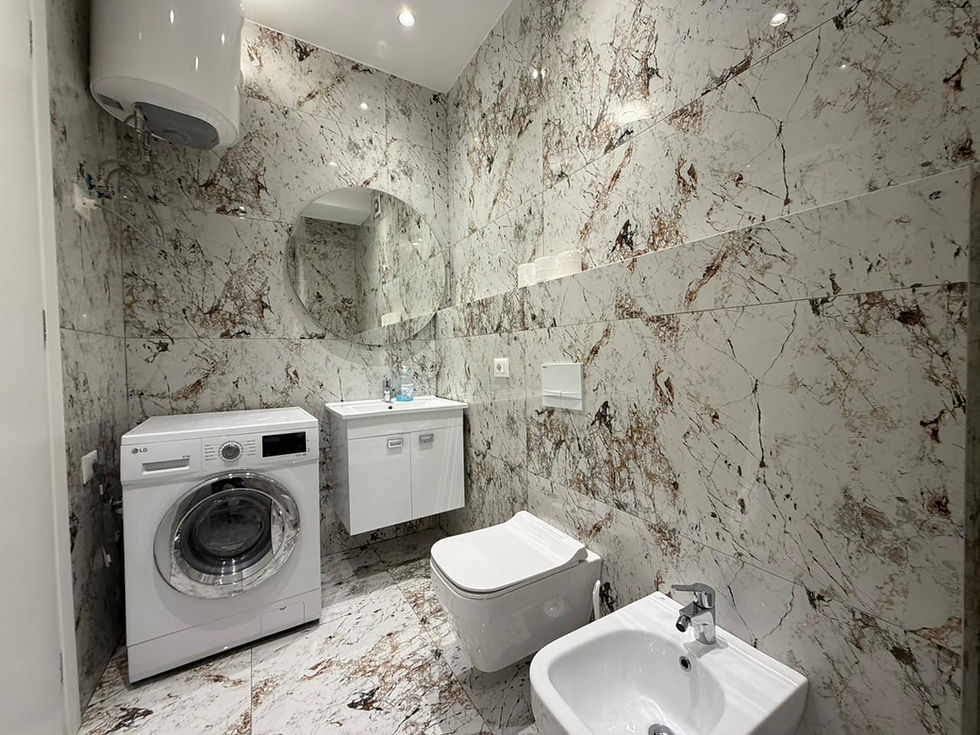 Thumbnail: Apartament 3+1+Parking per qira tek Kompleksi Olimpik tek Komuna e Parisit.