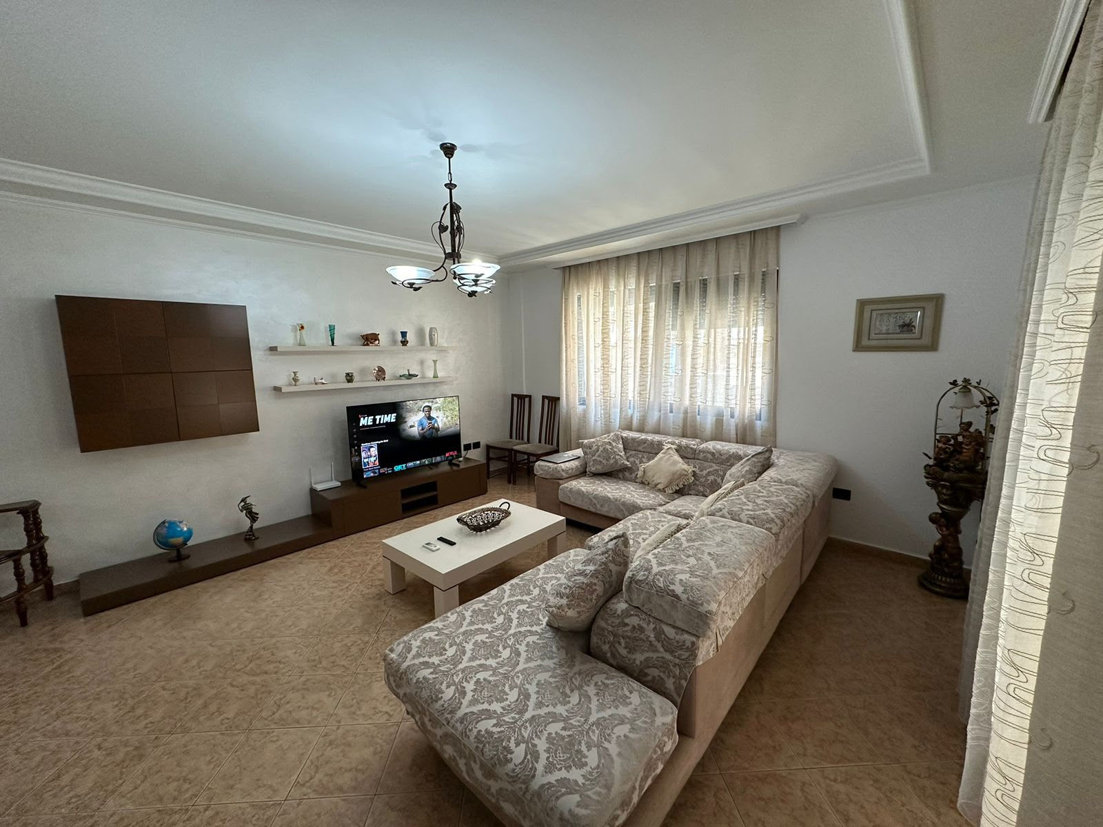 Apartament 2+1 per qira tek Myslym Shyri.