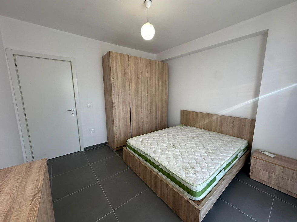 Thumbnail: Apartament 3+1 per qira tek Rruga 5-Maji.