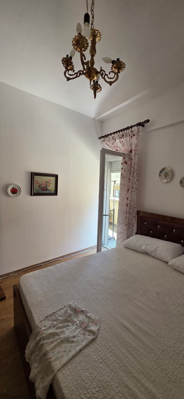 Thumbnail: Apartament 2+1 per qira tek Kristal Center.