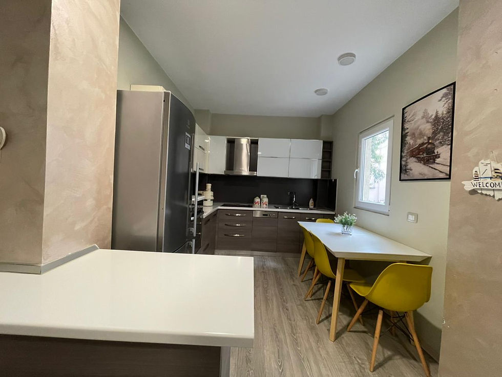 Thumbnail: Apartament 2+1 per shitje tek Kristal Center.