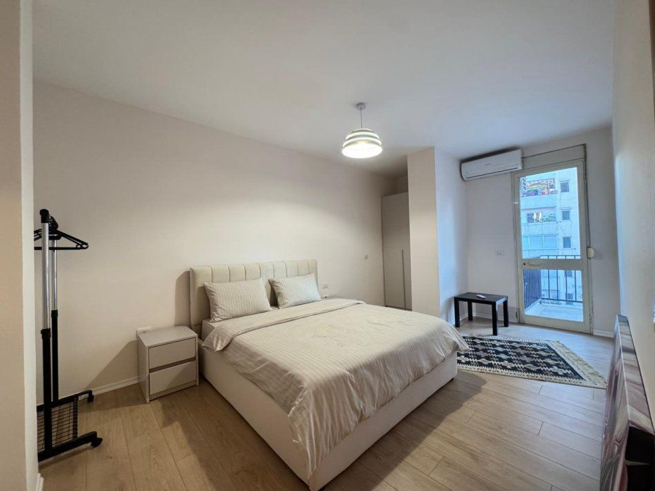 Thumbnail: Apartament 1+1 per qira tek Rruga e Kavajes.