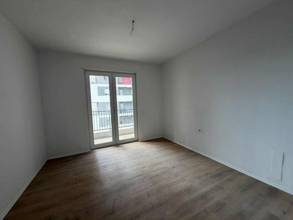 Thumbnail: Apartament 2+1 per shitje tek Univers City.