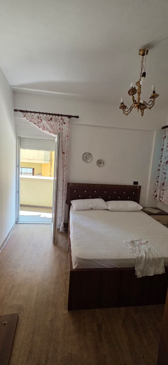 Thumbnail: Apartament 2+1 per qira tek Kristal Center.