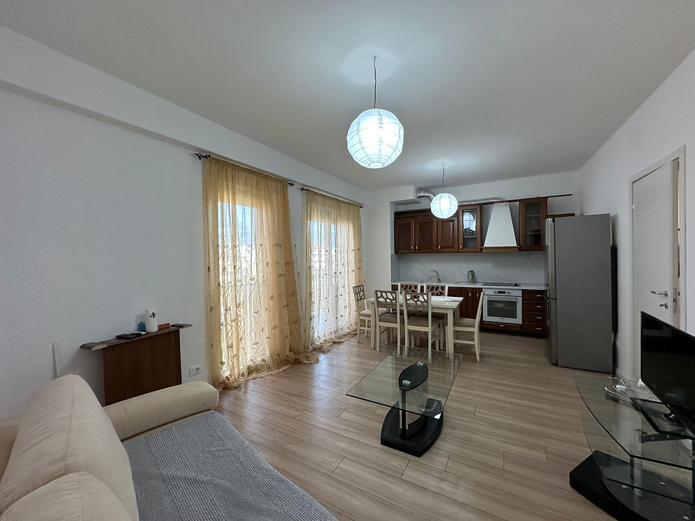 Apartament 1+1 per shitje tek Bulevardi i Ri tek Stacioni i Trenit.