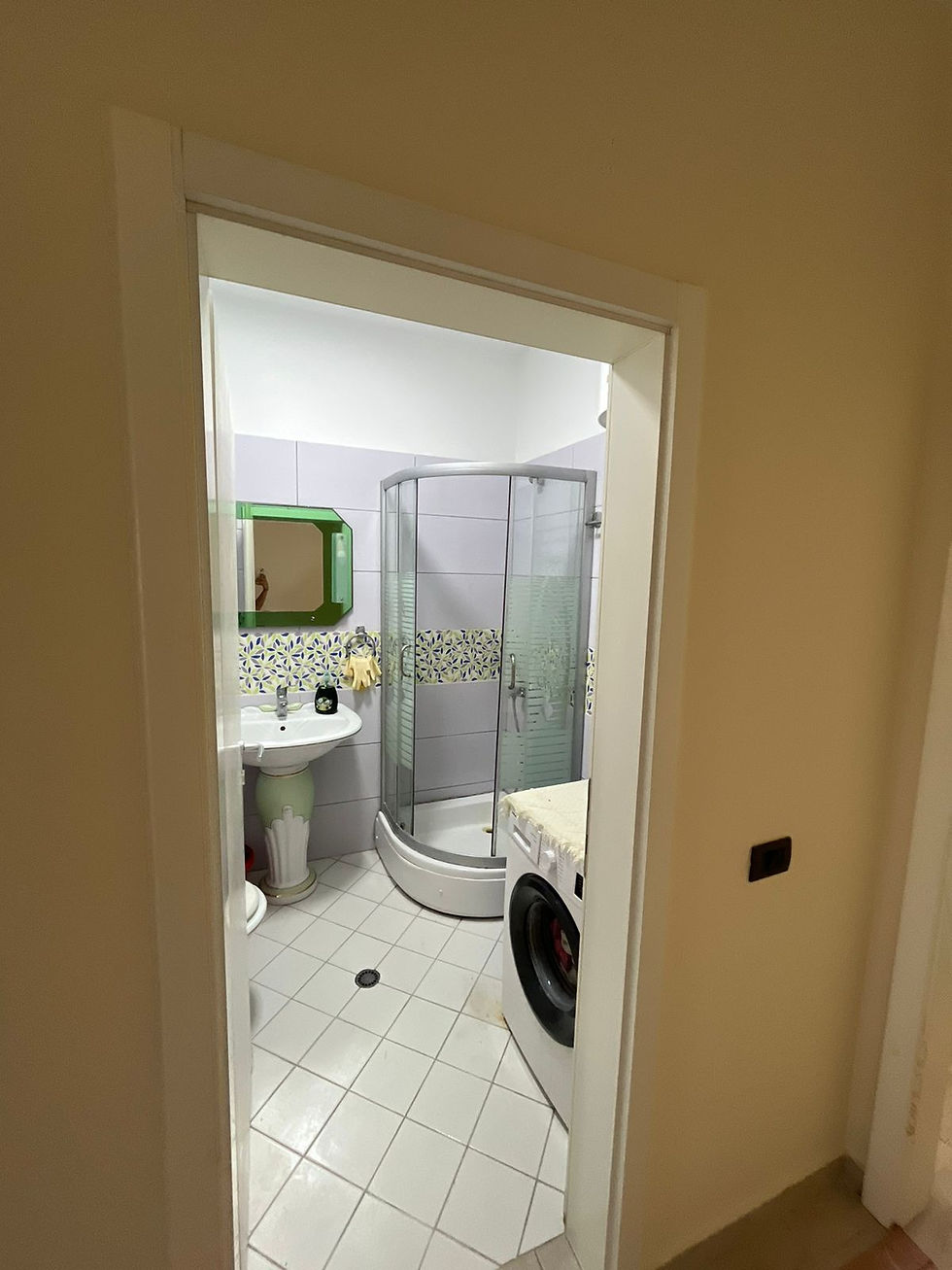 Thumbnail: Apartament 2+1 me qira tek Kopshti Botanik.