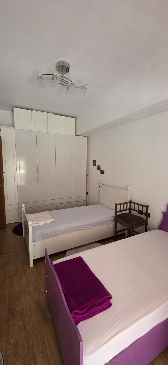 Thumbnail: Apartament 2+1 per qira tek Kristal Center.