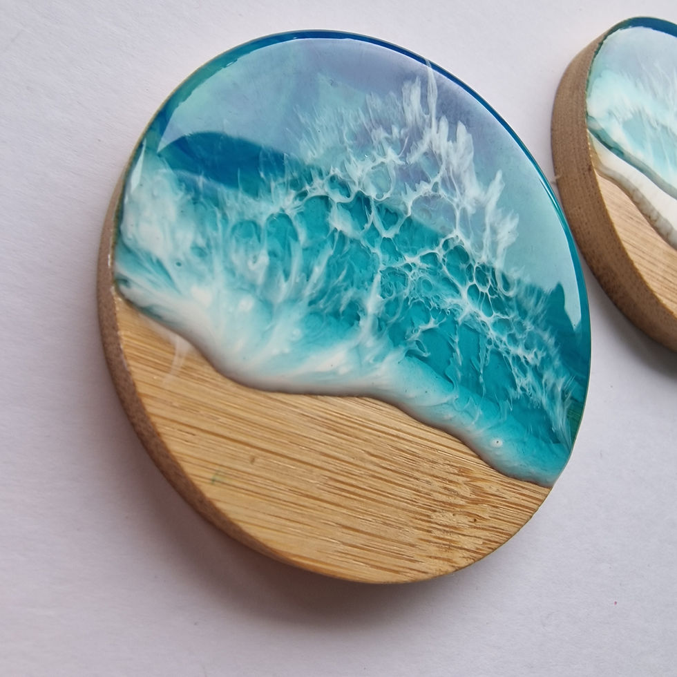 Thumbnail: Bamboo Hand-Held Mirror with Resin Ocean Design (7 cm)