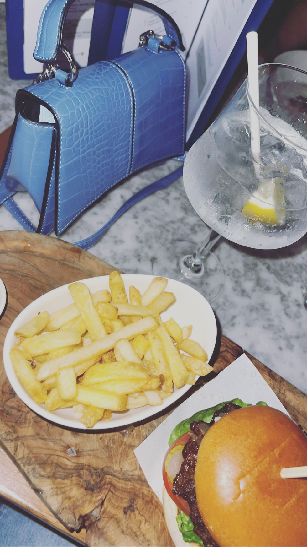 burger, blue bag, anaia, anaia Jonas, branch, the branch blog, gusto, Heswall.