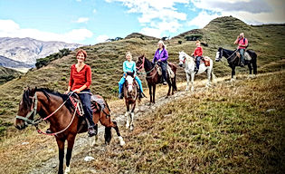 Private transfer from Cuenca to Vilcabamba Valley of Longevity Ecuador, surrounded by lush mountains and peaceful countryside.