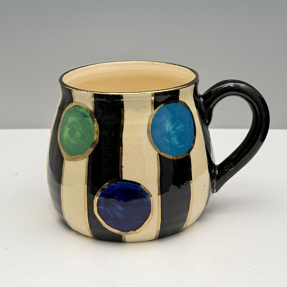 Curved Mug Spot and Stripes 1