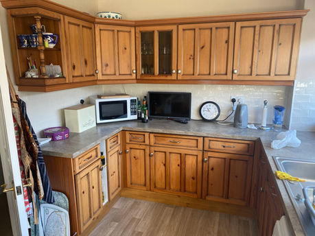 Pine kitchen before.jpeg