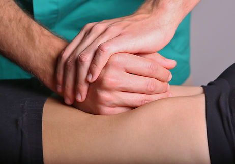 Dott.Luca Benuzzi Osteopata (36).jpg