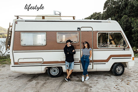 Couple%20with%20Campervan_edited.jpg