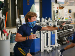 Men's Hockey Training