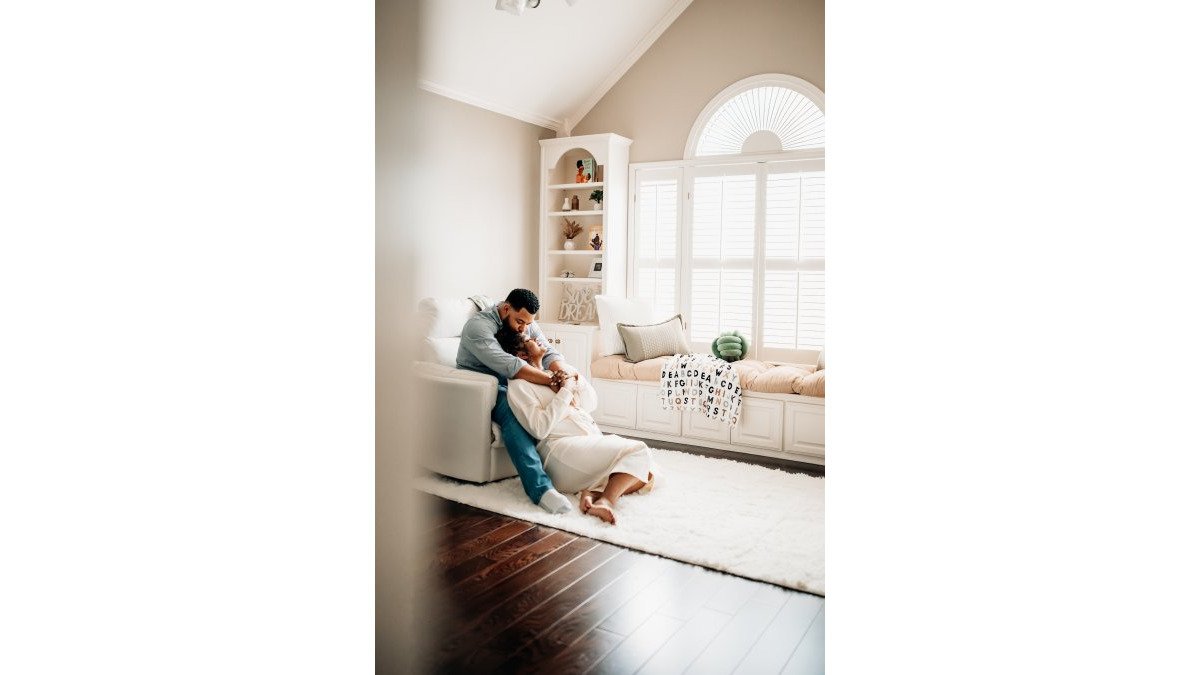 How to Pose After C-Section Recovery: Safe Positions