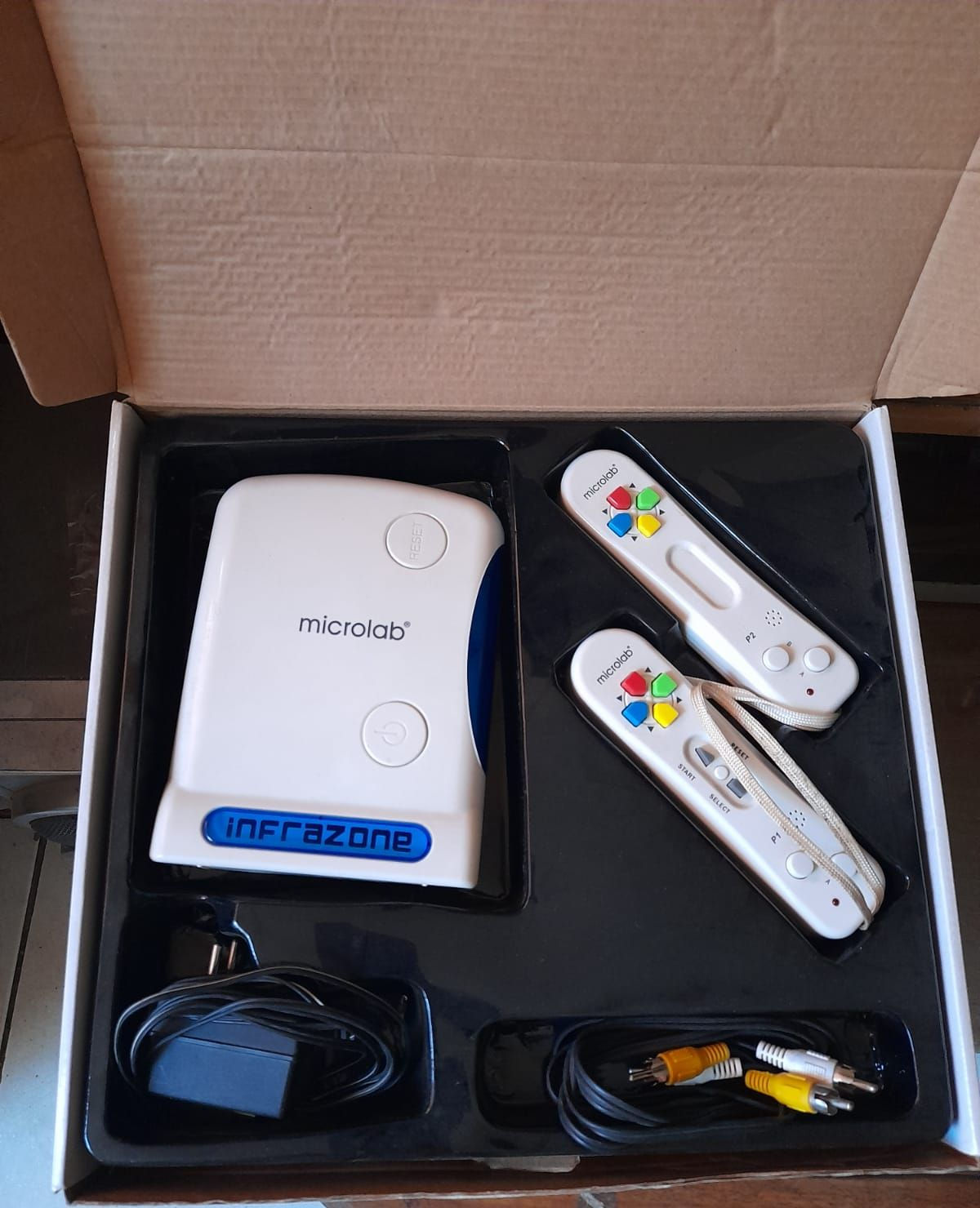 Consola Microlab 100 juegos inalámbrica