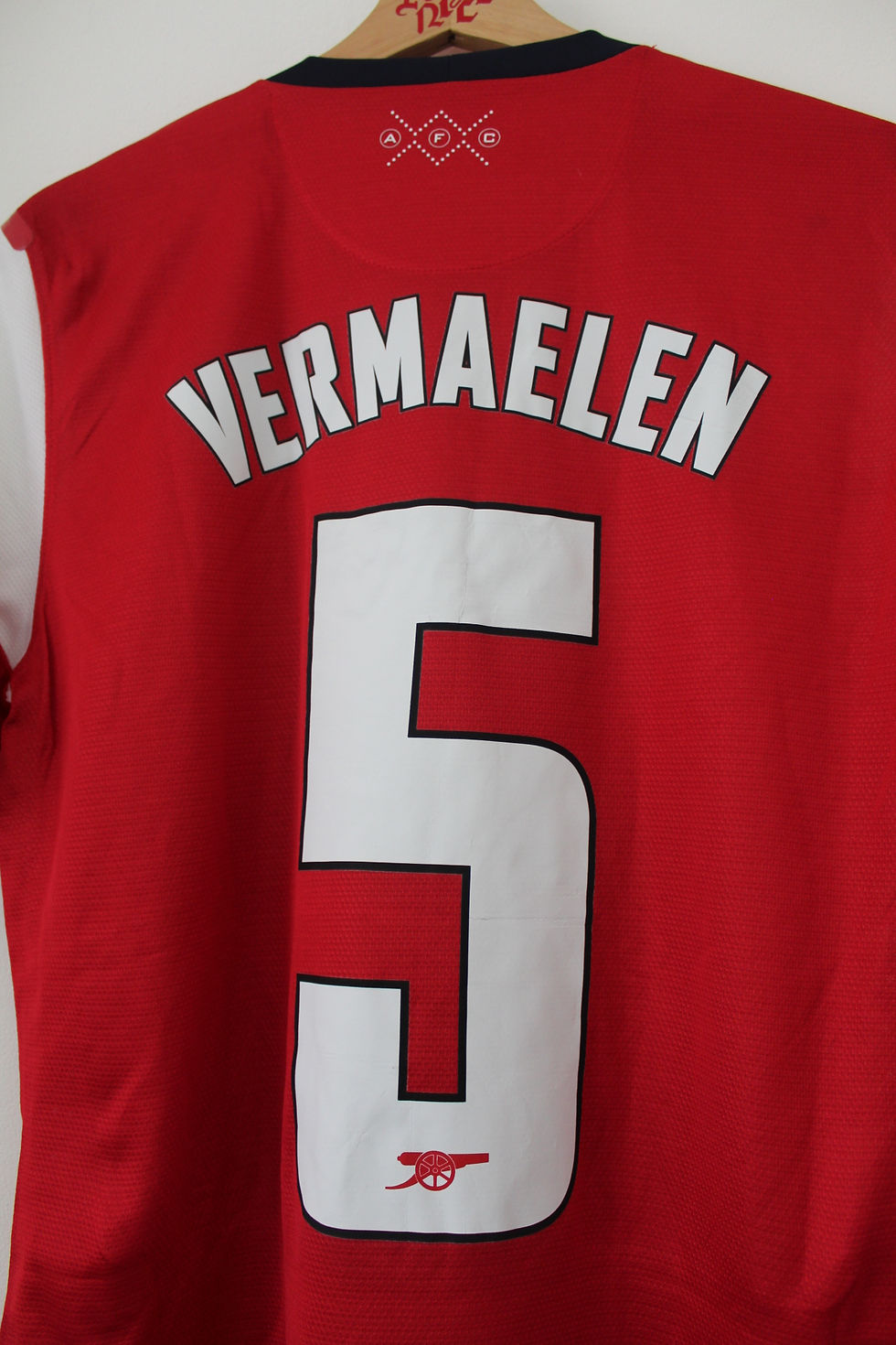 Thumbnail: 2012-13 Vermaelen Hong Kong Player Spec (L) 