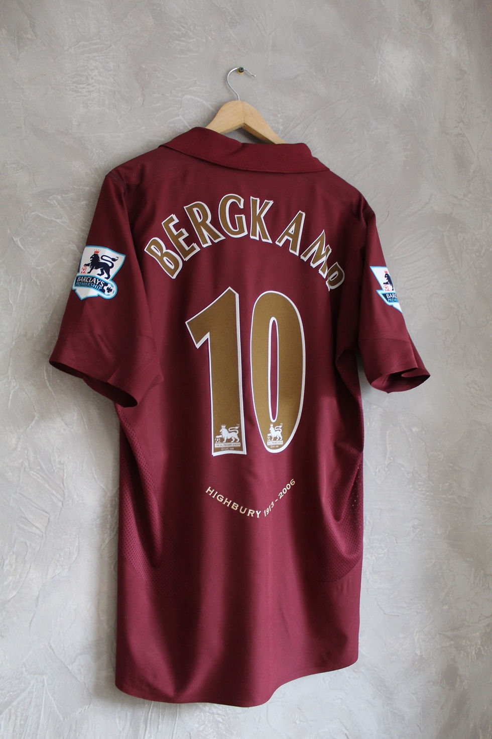 Thumbnail: 2005-06 Dennis Bergkamp Arsenal Home Shirt (L) 