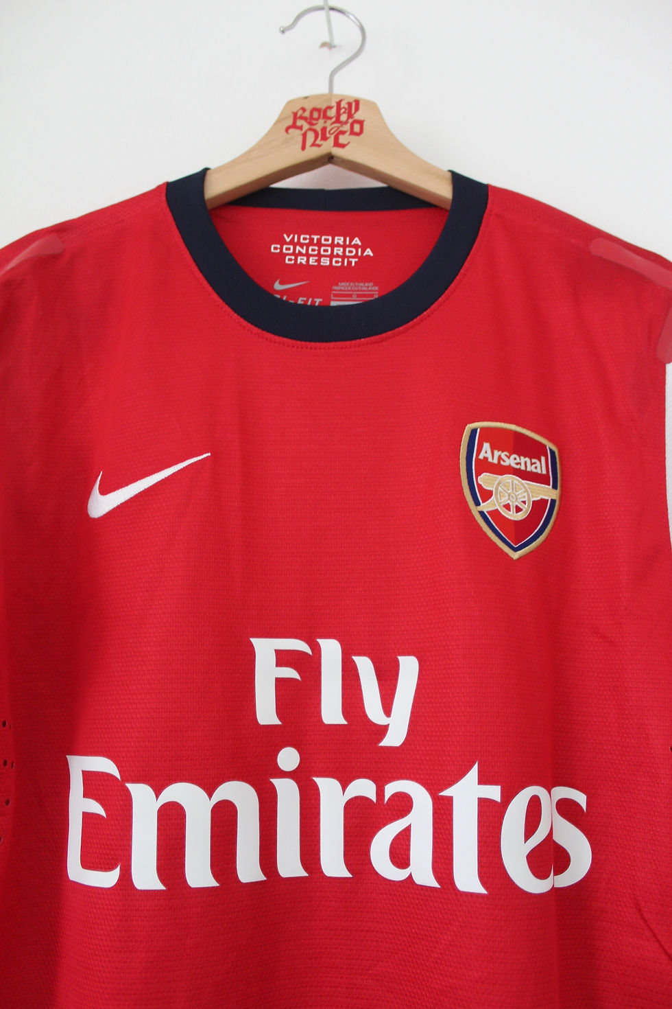 Thumbnail: 2012-13 Vermaelen Hong Kong Player Spec (L) 