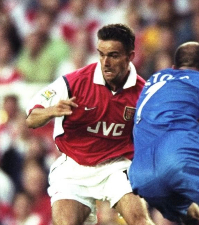 Thumbnail: 1998-99 Marc Overmars Home Shirt (XL) *Mint*
