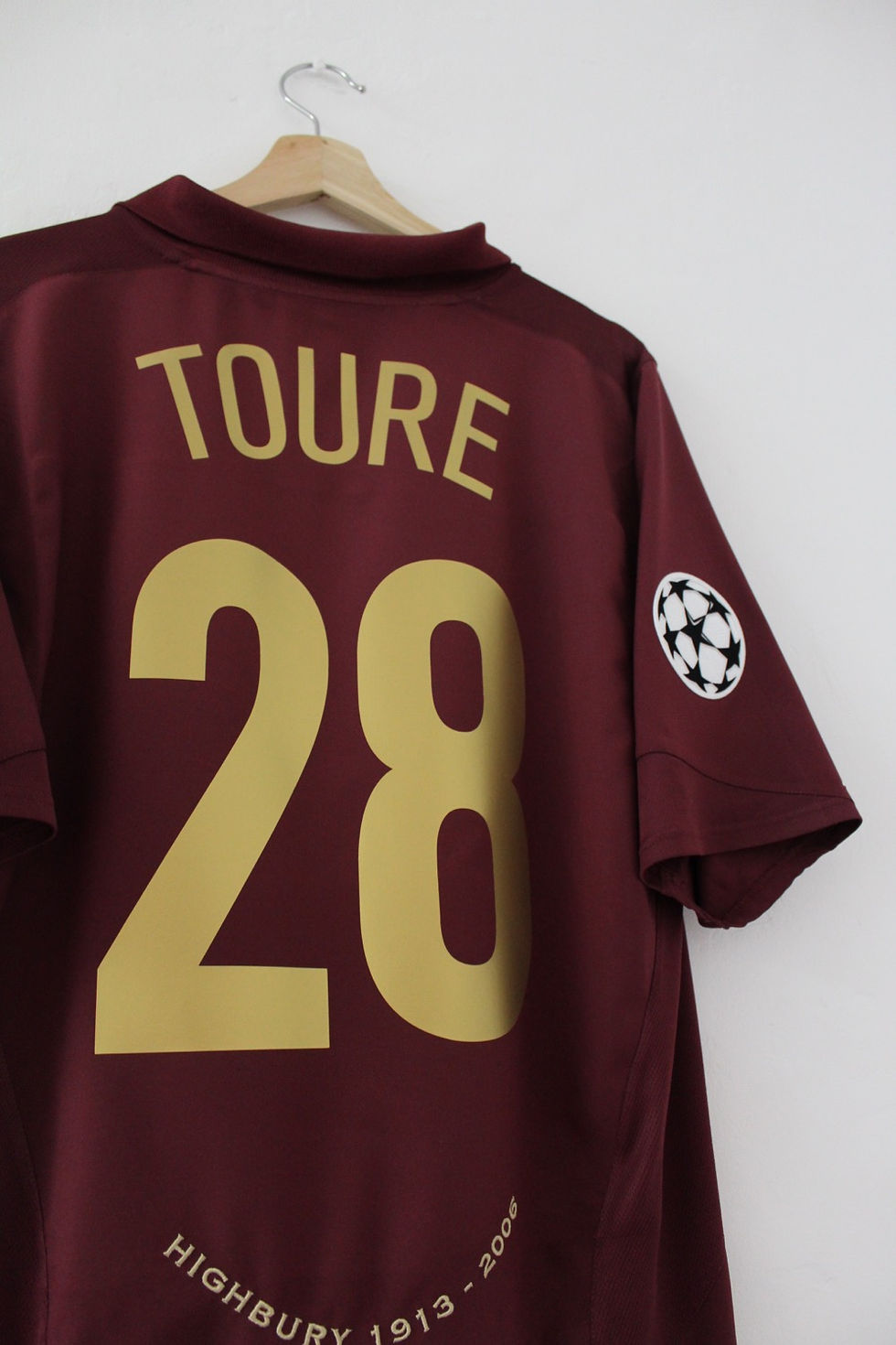 Thumbnail: 2005-06 Kolo Toure Arsenal Home Shirt (L) 