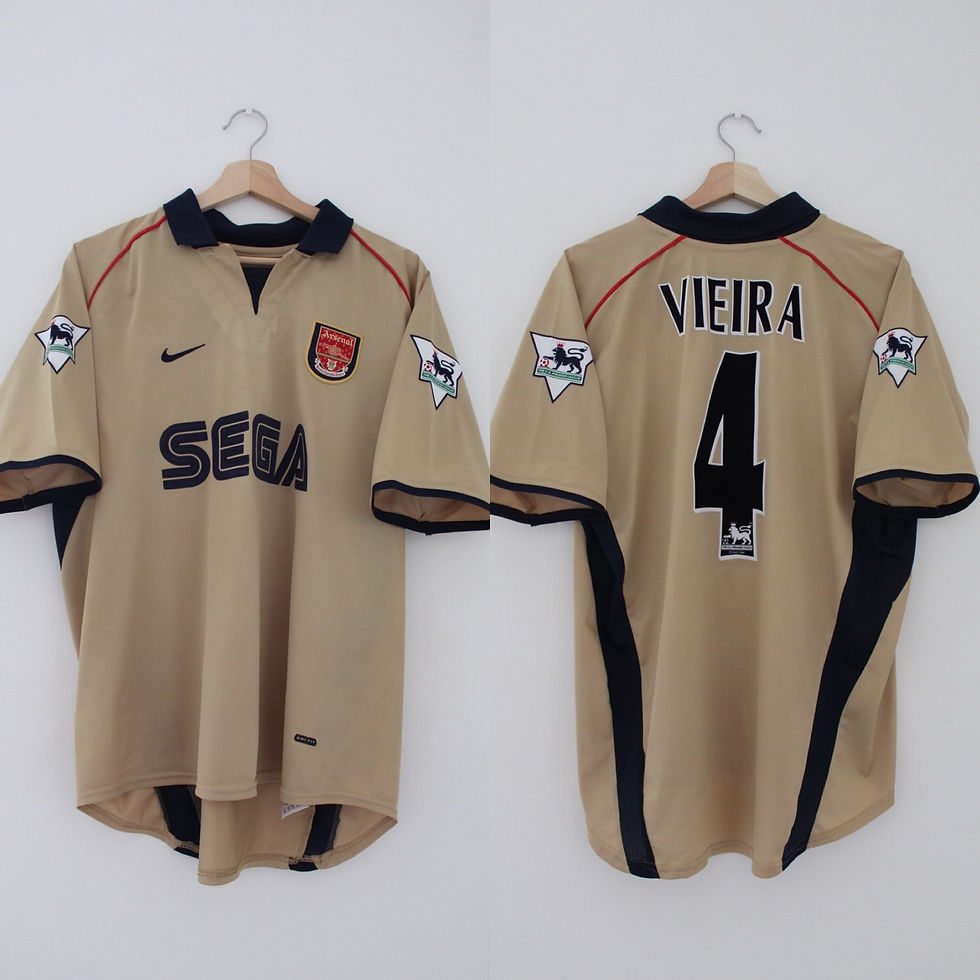 Thumbnail: 2001-02 Patrick Vieira Arsenal Away Shirt (L) 