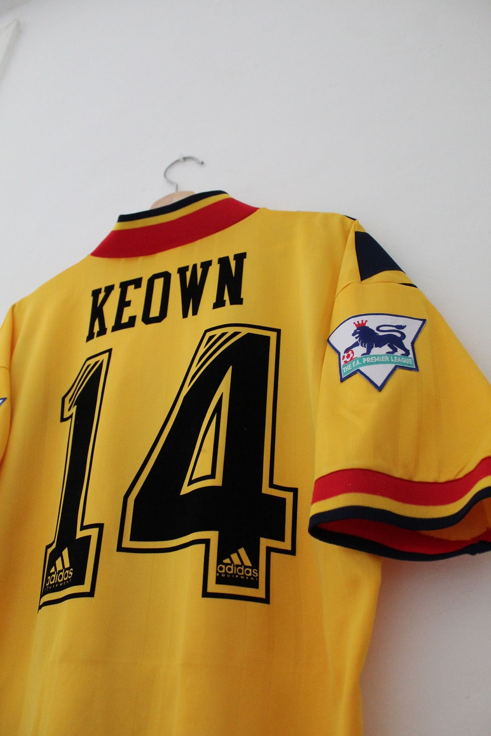 Thumbnail: 1993-94 Martin Keown Arsenal Away Shirt (M/L)