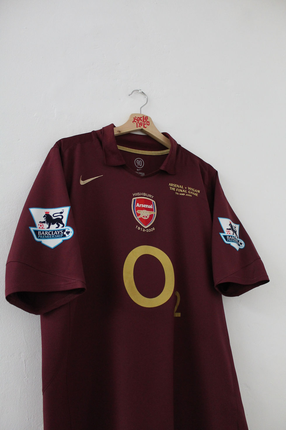 Thumbnail: PRE-ORDER 2005-06 Dennis Bergkamp Final Game Home Shirt (L)
