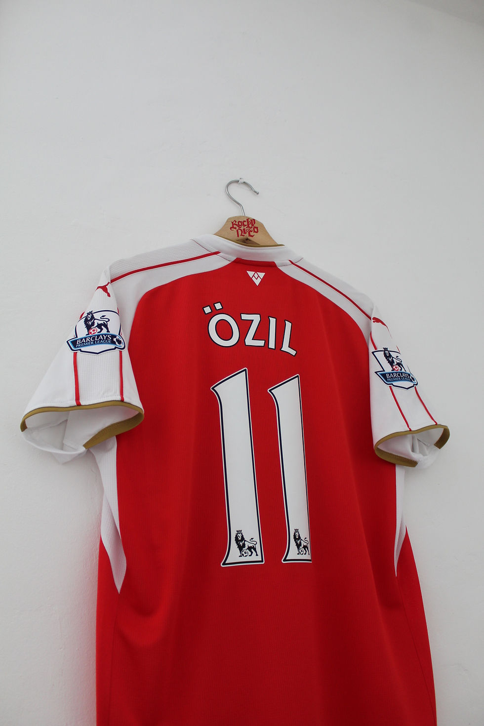 Thumbnail: 2015-16 Mesut Özil Home Shirt (L) *Near Mint*