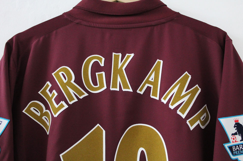 Thumbnail: PRE-ORDER 2005-06 Dennis Bergkamp Final Game Home Shirt (L)